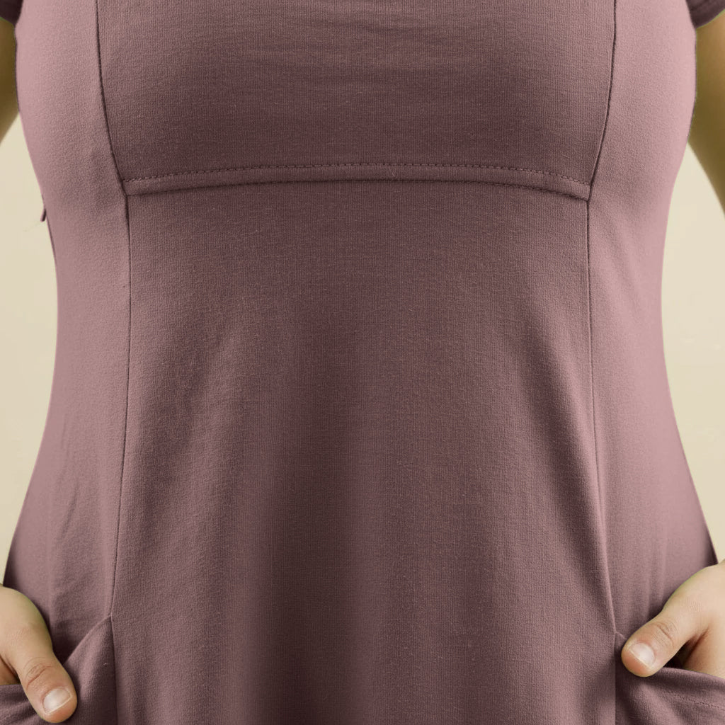 Boris Industries Kjole V-hals Korte Ermer