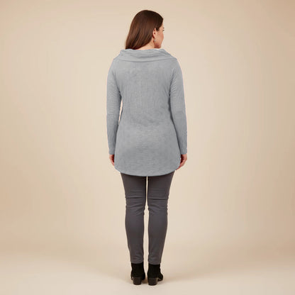 Luchtig boothals shirt met balletjesmotief – Boris Industries