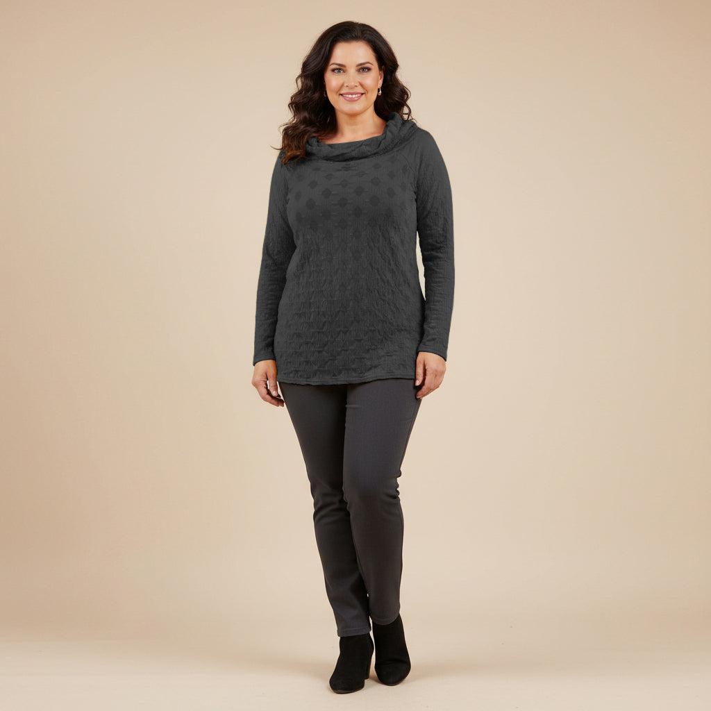 Luchtig boothals shirt met balletjesmotief – Boris Industries