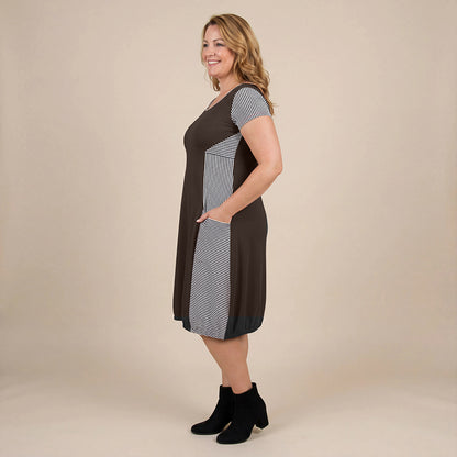 Boris Industries Kjole Stripes Korte Ermer