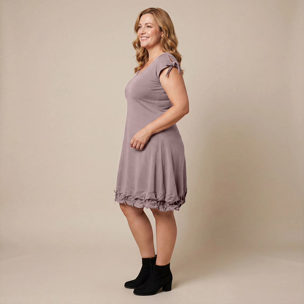 Boris Industries Kjole Knap Kort Erme