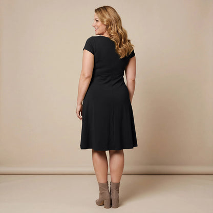 Boris Industries Kjole V-hals Korte Ermer