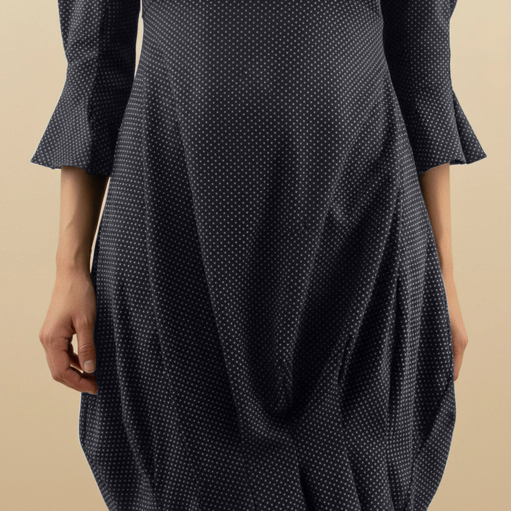 Boris Industries Kjole med Fastsydd Plissering