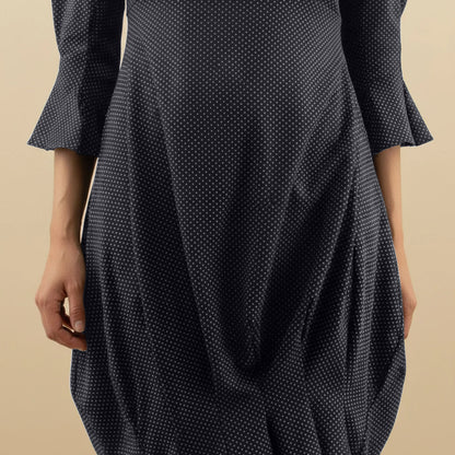 Boris Industries Kjole med Fastsydd Plissering