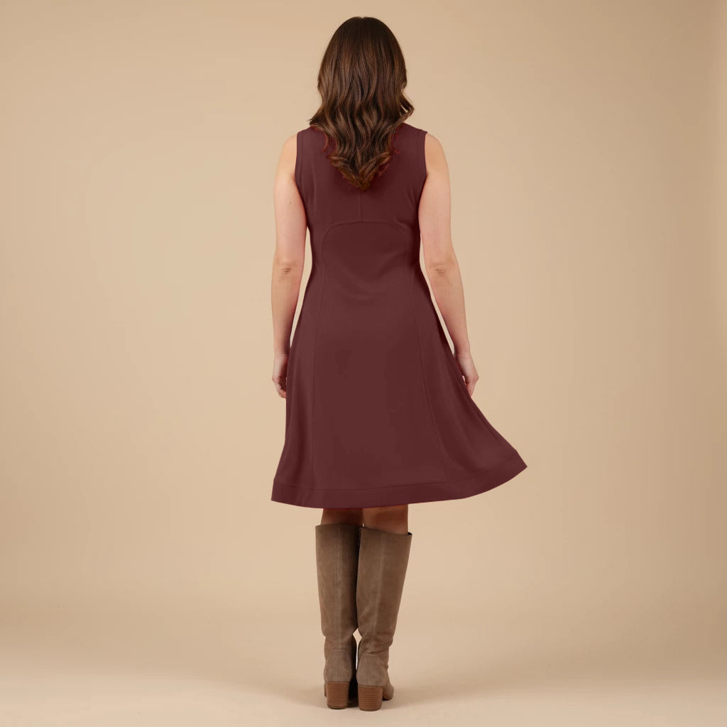 Борис Индастриз Платье Круглый Без Рукавов