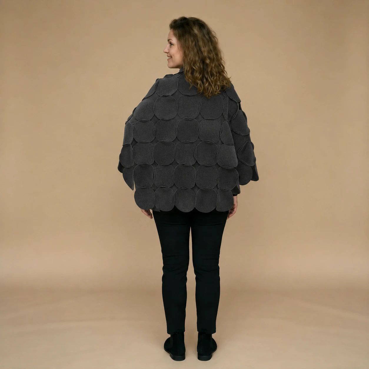 Fleece circle poncho with stitched circles – Boris Industries