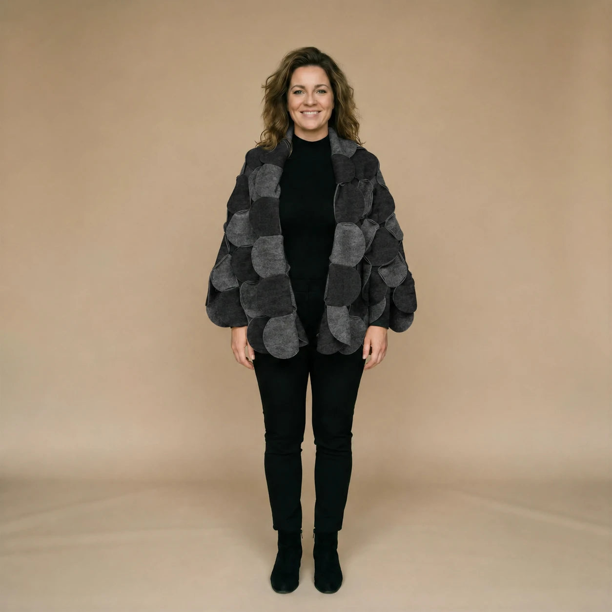 Fleece circle poncho with stitched circles – Boris Industries